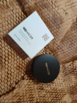 리하셀 아우라 쿠션 팩트 21호,23호 SPF50+ PA++++ — 5점을 준 리뷰어가 2019년 10월 올린 사용 사진