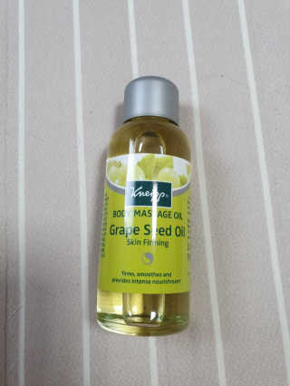 [크나이프] 그레이프씨드 슬리밍 마사지오일 100ml — 5점을 준 리뷰어가 2019년 8월 올린 사용 사진