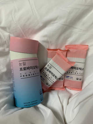 눈길 프로바이오틱스 눈길 콜라겐 프로바이오틱스 — 4.5점을 준 리뷰어가 2019년 11월 올린 사용 사진