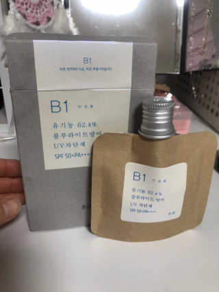 톤28 유기농 블루라이트 방어 UV 차단거리 건성용 B1 — 5점을 준 리뷰어가 2019년 4월 올린 사용 사진