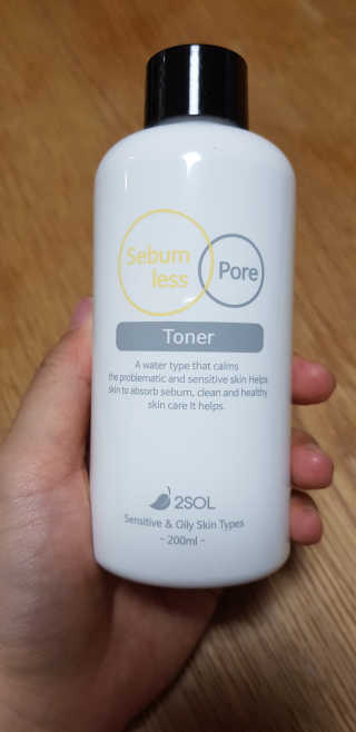 이솔화장품 이솔 세범 리스 포어 토너 200ml — 4.33점을 준 리뷰어가 2018년 8월 올린 사용 사진
