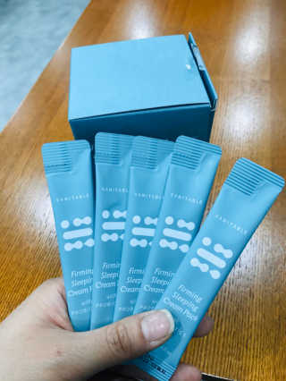 베니테이블 퍼밍 슬리핑 크림 팩 with PROBIOTICS — 4점을 준 리뷰어가 2020년 3월 올린 사용 사진