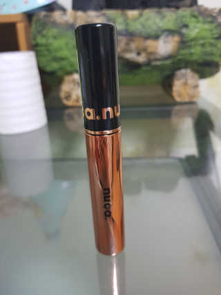 누카 nuca fix-me long and curl mascara — 4점을 준 리뷰어가 2018년 5월 올린 사용 사진