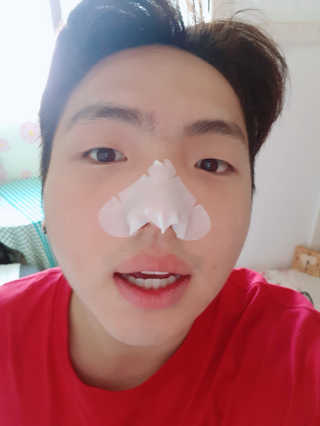 미팩토리 3단 돼지코팩 3매입 X 2 — 5점을 준 리뷰어가 2018년 8월 올린 사용 사진