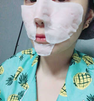 23years old 에어레이닉 포어 마스크 — 5점을 준 리뷰어가 2017년 10월 올린 사용 사진