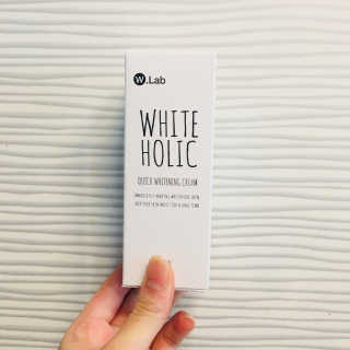 더블유랩 화이트홀릭 50ml — 3.83점을 준 리뷰어가 2018년 7월 올린 사용 사진