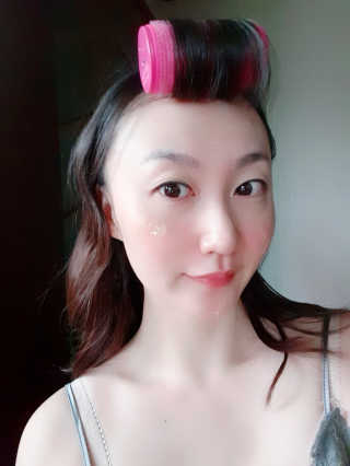 토니모리 프롬 강화 맑은 약쑥 두 겹 진정 크림 — 4점을 준 리뷰어가 2019년 9월 올린 사용 사진