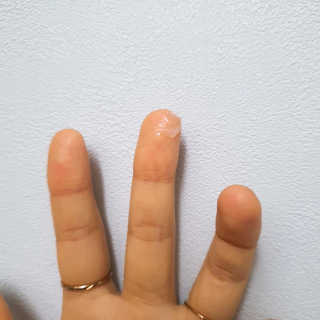 [후르디아] 블루베리 과즙 듬뿍 꿀과즙립밤 3개 세트 — 5점을 준 리뷰어가 2020년 1월 올린 사용 사진
