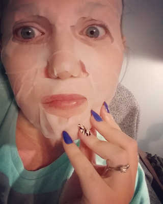 (주)애니닥터헬스케어 Hysis Hydrogen Mask - Gift Set — 5점을 준 리뷰어가 2018년 1월 올린 사용 사진