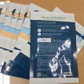 수이스킨 스위스킨-에센스 드레싱 마스크 모이스처 블루 — 5점을 준 리뷰어가 2018년 11월 올린 사용 사진