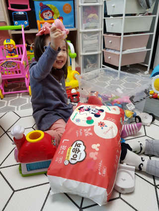 보솜이 베이비케어 팬티형 기저귀 — 5점을 준 리뷰어가 2019년 3월 올린 사용 사진