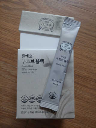 [하우투잇] 뤼에르 쿠르브 블랙 10ml x 30포 총 300ml — 5점을 준 리뷰어가 2020년 3월 올린 사용 사진