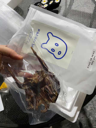 [어글어글] 반려견 친환경 간식 9종 세트 — 5점을 준 리뷰어가 2020년 3월 올린 사용 사진