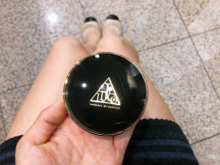 지고트 미네랄 UV 스네일 쿠션 리필포함 — 5점을 준 리뷰어가 2019년 8월 올린 사용 사진