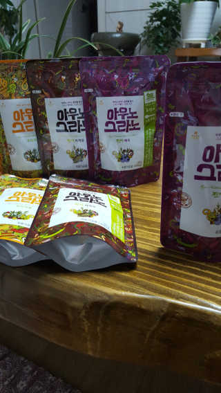 아우노그라노 오리지날, 진짜 베리, 진짜 카카오 — 5점을 준 리뷰어가 2018년 1월 올린 사용 사진