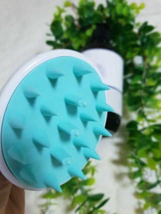 달리프 베러 퍼퓸 샴푸 1000ml 레이니데이 or 일랑로즈 — 5점을 준 리뷰어가 2018년 11월 올린 사용 사진
