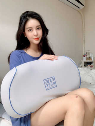 아임슬리핑 프리넥 참편한 메모리폼 경추베개 — 5점을 준 리뷰어가 2020년 2월 올린 사용 사진