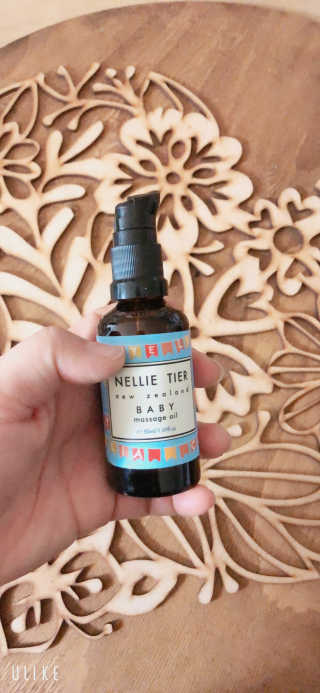 넬리티어 뉴질랜드 아기 마사지오일 50ml — 5점을 준 리뷰어가 2020년 4월 올린 사용 사진