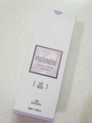 레드컨테이너 페로몬향 퍼퓸 바디미스트 80ml — 3.5점을 준 리뷰어가 2020년 3월 올린 사용 사진