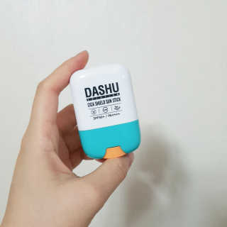다슈코리아 다슈 솔루션 시카 쉴드 선스틱 — 5점을 준 리뷰어가 2020년 1월 올린 사용 사진