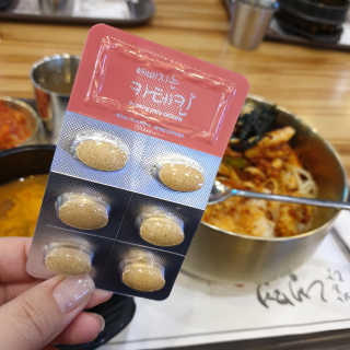 예뻐지는카테킨 예뻐지는 카테킨 1박스 1개월분 — 4점을 준 리뷰어가 2020년 2월 올린 사용 사진