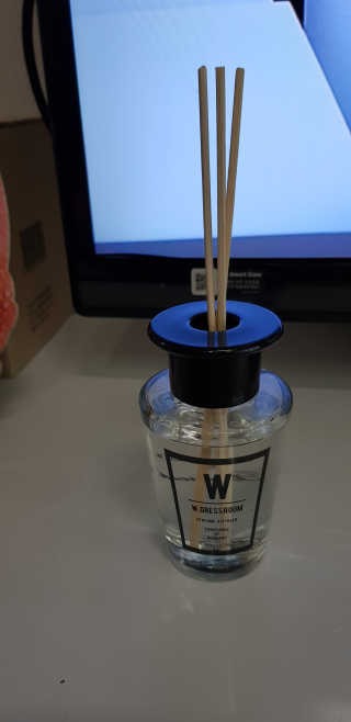 더블유드레스룸 퍼퓸 디퓨저 70ml — 4점을 준 리뷰어가 2018년 6월 올린 사용 사진