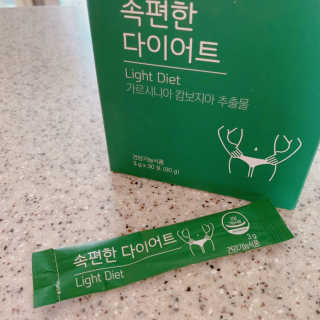 네츄럴굿띵스 속편한 다이어트 30포 — 5점을 준 리뷰어가 2019년 9월 올린 사용 사진