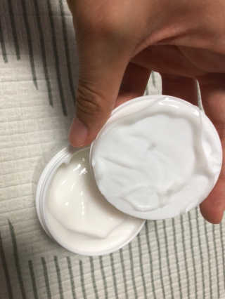 지고트 비타솔루션12 모이스처 앰플 크림 100ml — 5점을 준 리뷰어가 2019년 6월 올린 사용 사진