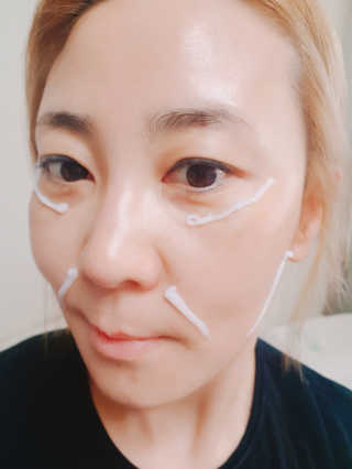 파시스 펩타이드 리프팅 크림 — 5점을 준 리뷰어가 2018년 12월 올린 사용 사진