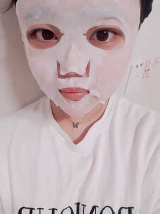 페네그린 모이스처라이징 셀렉트 마스크 콰이트 리치 10매 — 4점을 준 리뷰어가 2020년 3월 올린 사용 사진