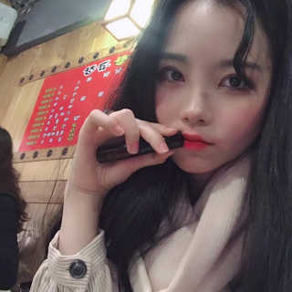 머지 더 퍼스트 벨벳틴트2 — 5점을 준 리뷰어가 2018년 11월 올린 사용 사진