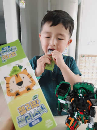 얼리버드 젤리팜 젤리스틱 — 5점을 준 리뷰어가 2019년 6월 올린 사용 사진