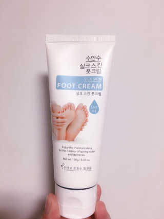 (주)에네스티 에네스티 수안수 실크스킨 풋크림 1+1 — 4점을 준 리뷰어가 2019년 12월 올린 사용 사진
