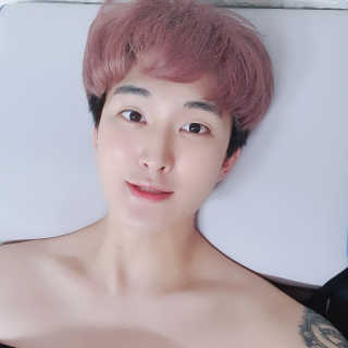 아임슬리핑 프리넥 참편한 메모리폼 어깨베개 — 5점을 준 리뷰어가 2020년 1월 올린 사용 사진