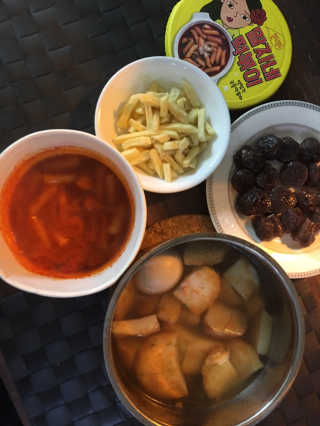 청담동말자싸롱 말자네떡볶이4EA말자네빠삭빠삭감튀5EA — 4점을 준 리뷰어가 2019년 1월 올린 사용 사진