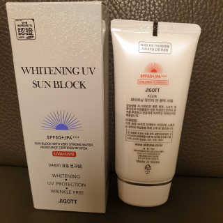 지고트 화이트닝 유브이 썬블럭 크림 70ml,1+1 — 5점을 준 리뷰어가 2019년 7월 올린 사용 사진