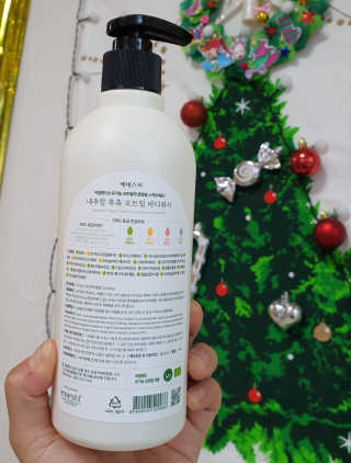 (주)에네스티 내추럴 촉촉  오트밀 바디워시 500ml — 5점을 준 리뷰어가 2019년 12월 올린 사용 사진