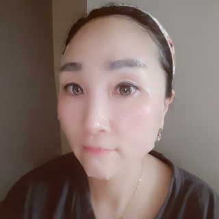 웰더마 사파이어 콜라겐 임팩트 에센셜 마스크 — 5점을 준 리뷰어가 2019년 6월 올린 사용 사진