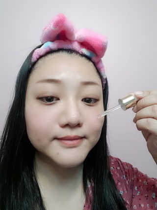 비건화장품 멜릭서 피부 활력 부스터 멜릭서 비타민 세럼 — 5점을 준 리뷰어가 2019년 2월 올린 사용 사진