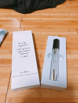닥터엘시아 투비 아이코닉 아이세럼 — 4점을 준 리뷰어가 2017년 1월 올린 사용 사진