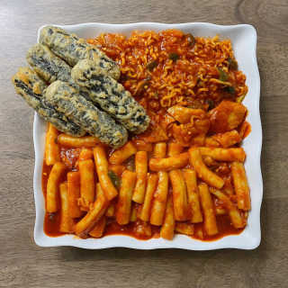 화곡미담 옛날 떡볶이 — 3.5점을 준 리뷰어가 2020년 3월 올린 사용 사진