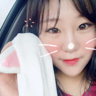Honey Trap 허니트랩 로즈 퓨리파잉 클렌징 워터+고양이 머리띠 — 4.83점을 준 리뷰어가 2018년 5월 올린 사용 사진