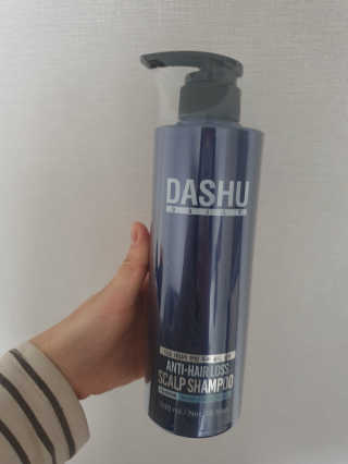 다슈코리아 다슈 데일리 단백질 한방 두피 골드 샴푸 500ml — 5점을 준 리뷰어가 2020년 3월 올린 사용 사진