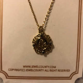 쥬얼카운티 92.5 Silver Byzantine Coin Pendant Necklace — 1점을 준 리뷰어가 2018년 12월 올린 사용 사진