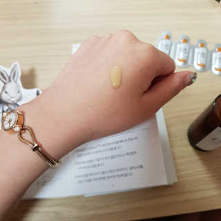 보타니티 [홍]조[진]정[결]케어 플라본 세럼 — 4.33점을 준 리뷰어가 2018년 5월 올린 사용 사진