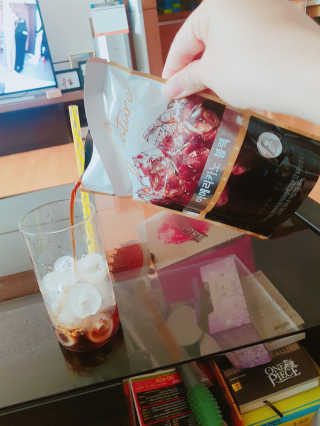 (주)쟈뎅 쟈뎅 시그니처 블랙, 헤이즐넛 230ml — 5점을 준 리뷰어가 2018년 6월 올린 사용 사진