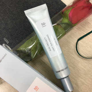 땡큐파머 선 프로젝트 라이트 선 에센스 — 4점을 준 리뷰어가 2017년 5월 올린 사용 사진