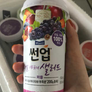 과일야채샐러드 썬업 과일야채 샐러드 3종 — 5점을 준 리뷰어가 2018년 8월 올린 사용 사진