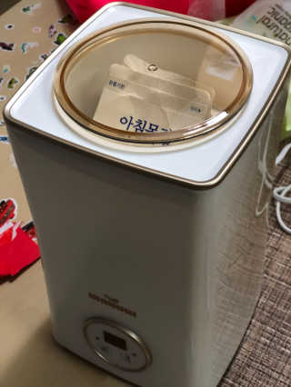 메이준뉴트리 카스피 그릭요거트 스타터 + 제조기 — 4.83점을 준 리뷰어가 2018년 4월 올린 사용 사진