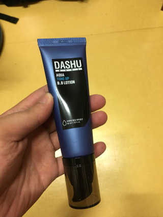 다슈코리아 다슈 맨즈 톤 업 비비로션 40ml — 4점을 준 리뷰어가 2018년 6월 올린 사용 사진